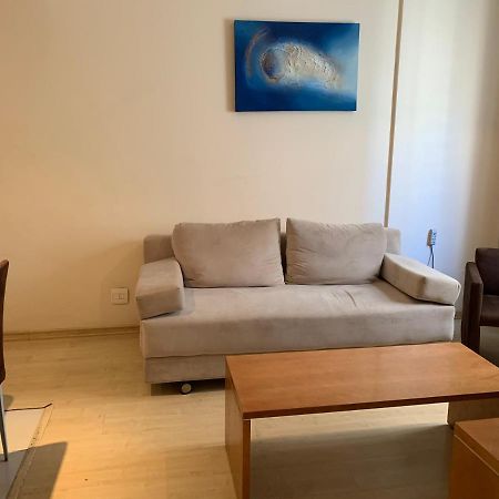 Residencial Com Servicos 45 Metros Decorado Com Sala, Suite E Cozinha Na Quadra Da Praia De Copacabana Rio de Janeiro Exterior foto